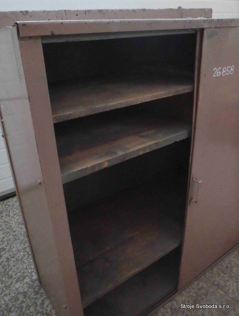 Skříň plechová 1050x1000x430 (26858 (5).jpg)